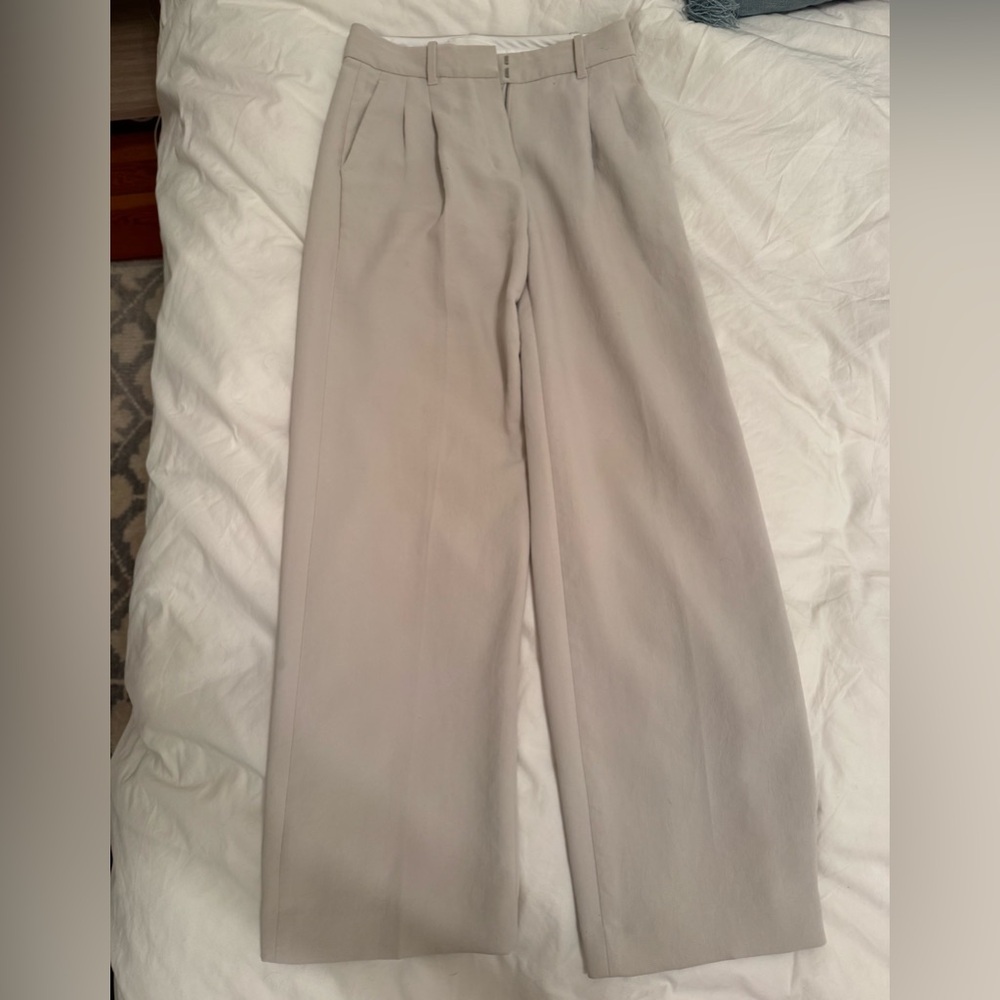 Wilfred Effortless Pant in Beige